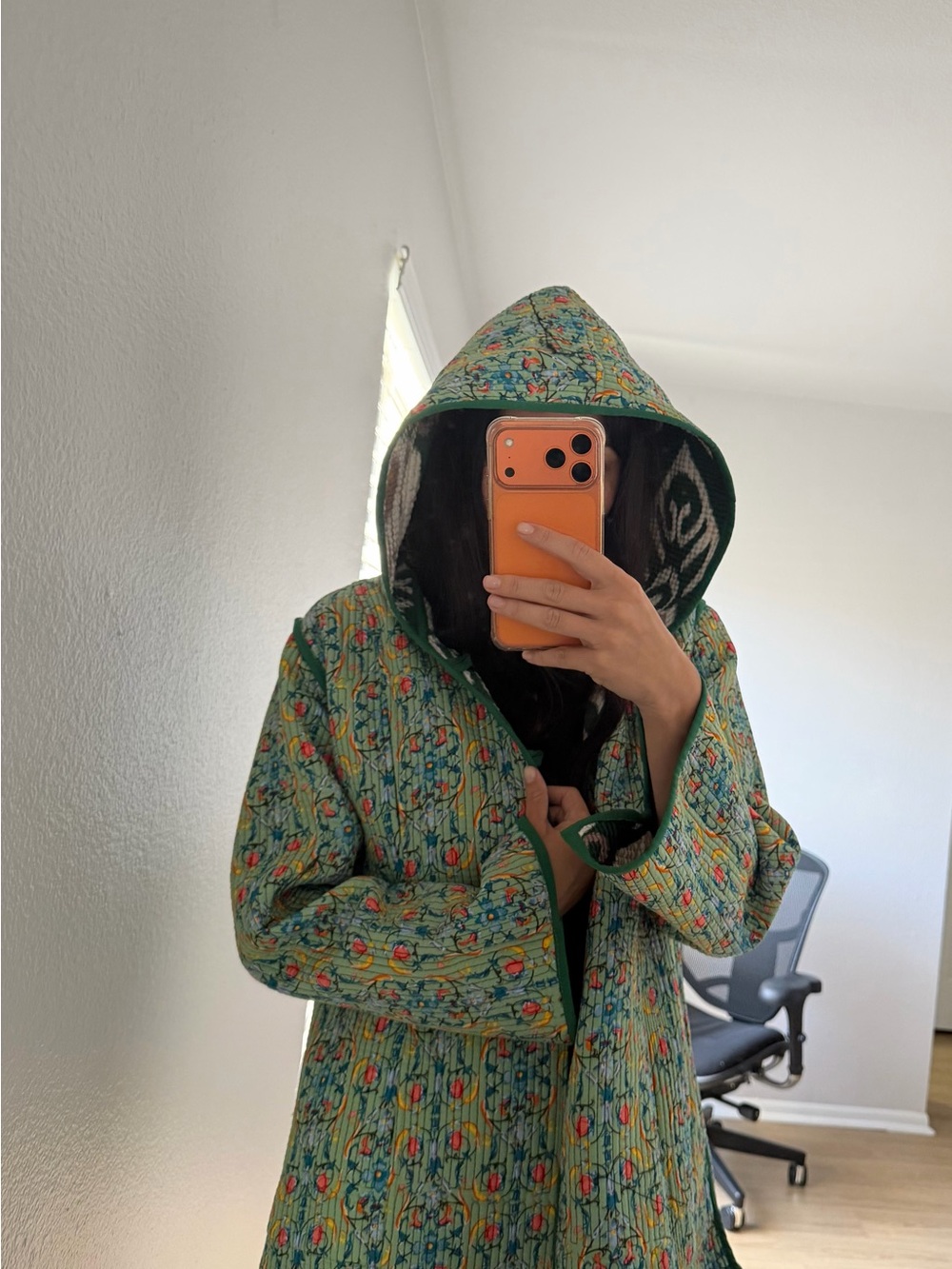 Uzbek Chapan Embroidered Robe - Picture 5 of 5